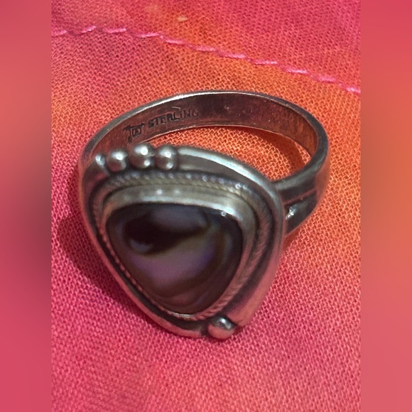 Sold - Picture 8 of 10